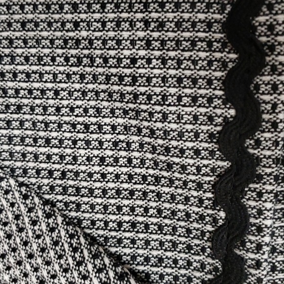 Isaac Mizrahi NWT Set of 3 Halloween Themed Kitchen Towels - Picture 3 of 9